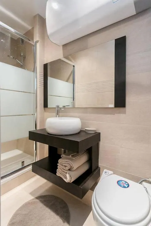 Great Sized Studio Next To Invalides Apartment Paris 0*,  France