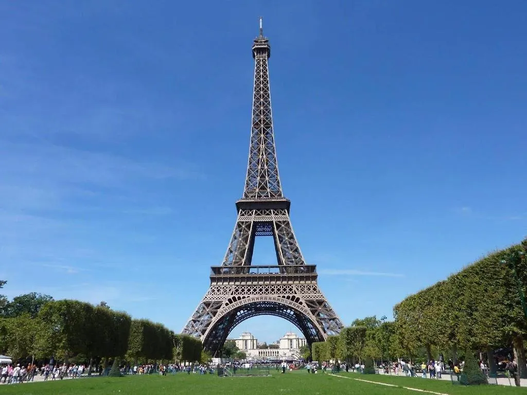 Great Sized Studio Next To Invalides Apartment Paris France